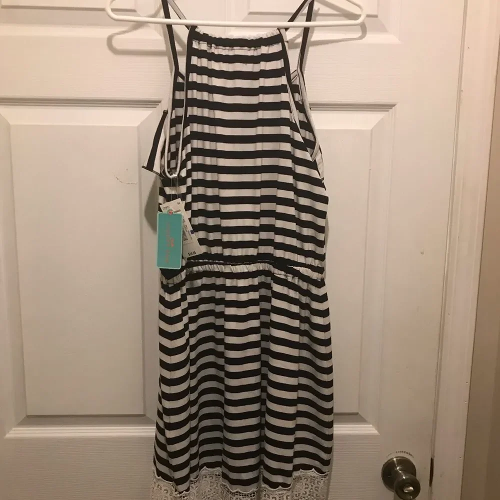 NWT Women’s Copper Key dress in size XL. Black and white stripes - Picture 4 of 5